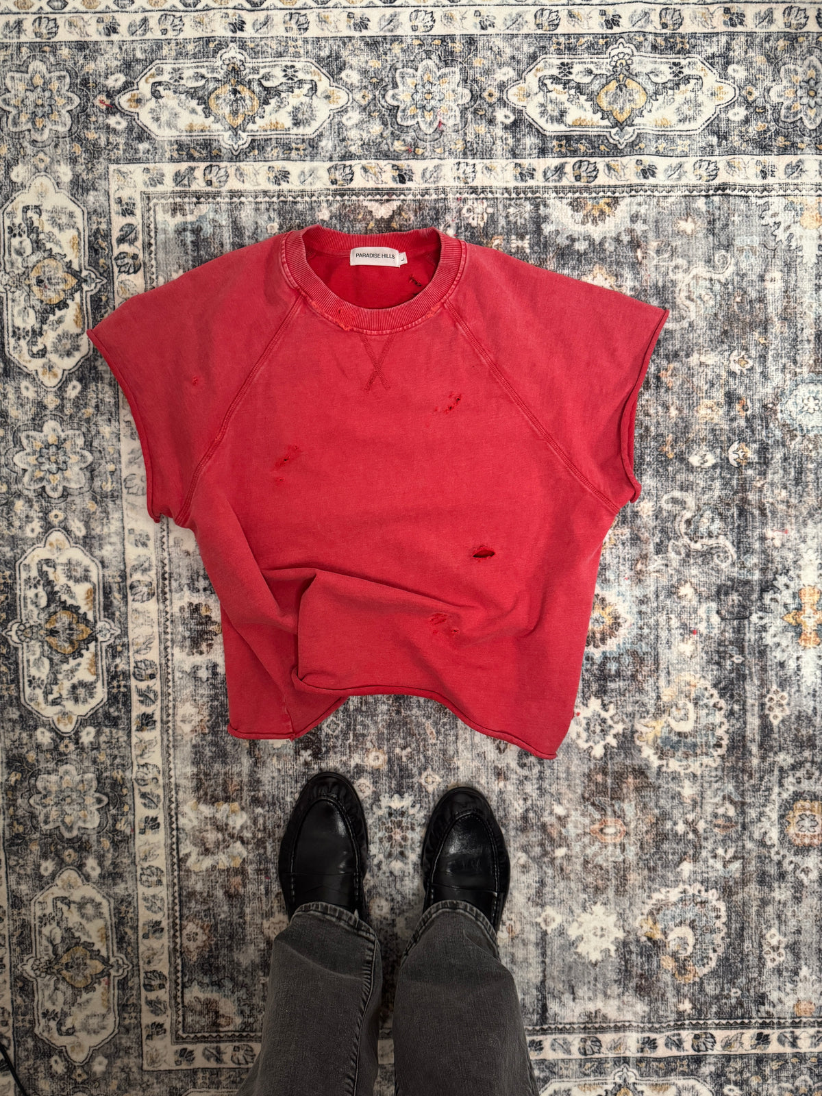 SEVERED TEE