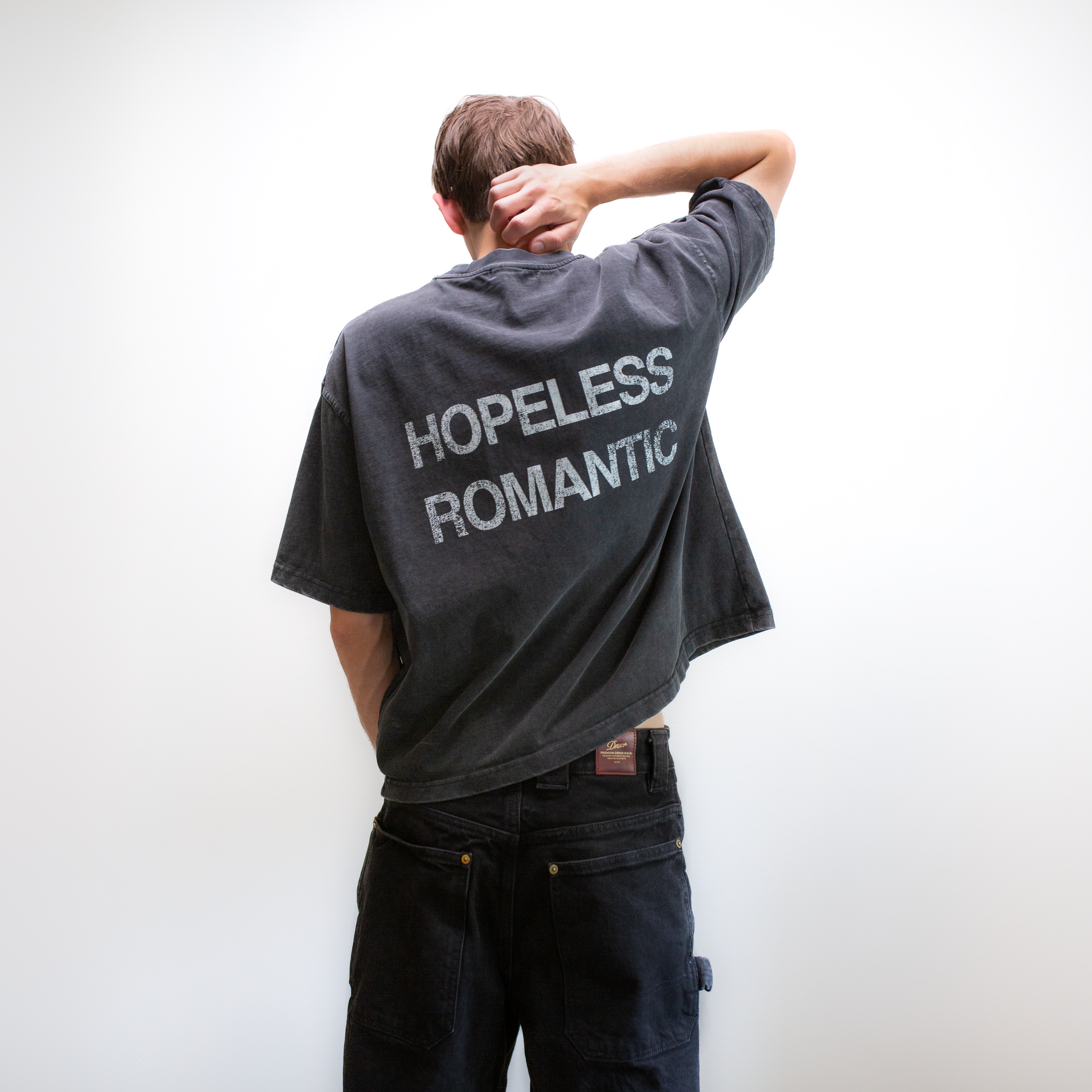HOPELESS ROMANTIC TEE